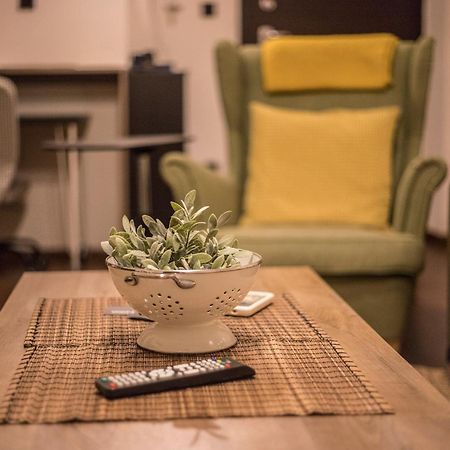 Octagon Apartments, Nilie Hospitality Mgmt Thessaloniki Buitenkant foto